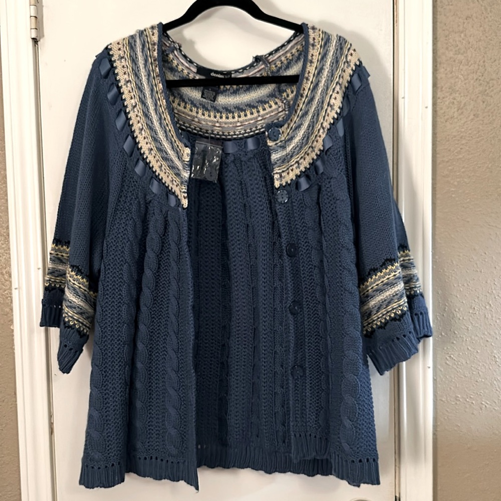 24/7 denim button up sweater
Never worn